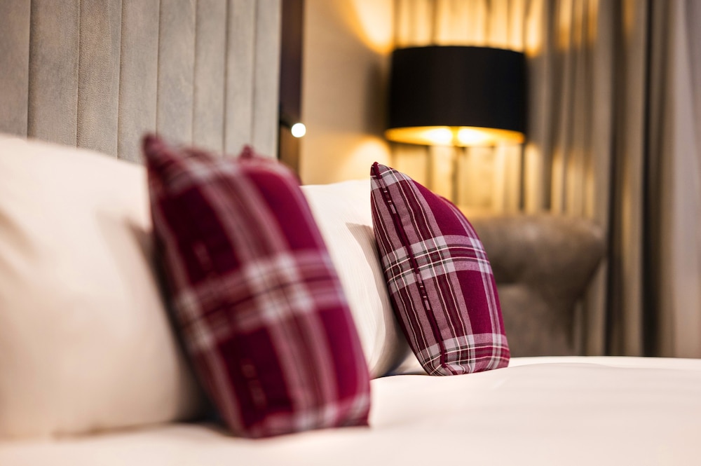 Tynecastle Park Hotel 7/15