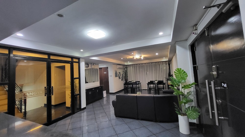 Rangya Hotel 8/66