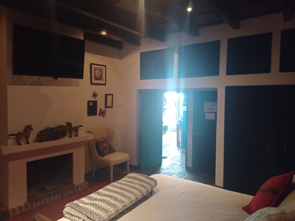 Hotel Monasterio 33/65