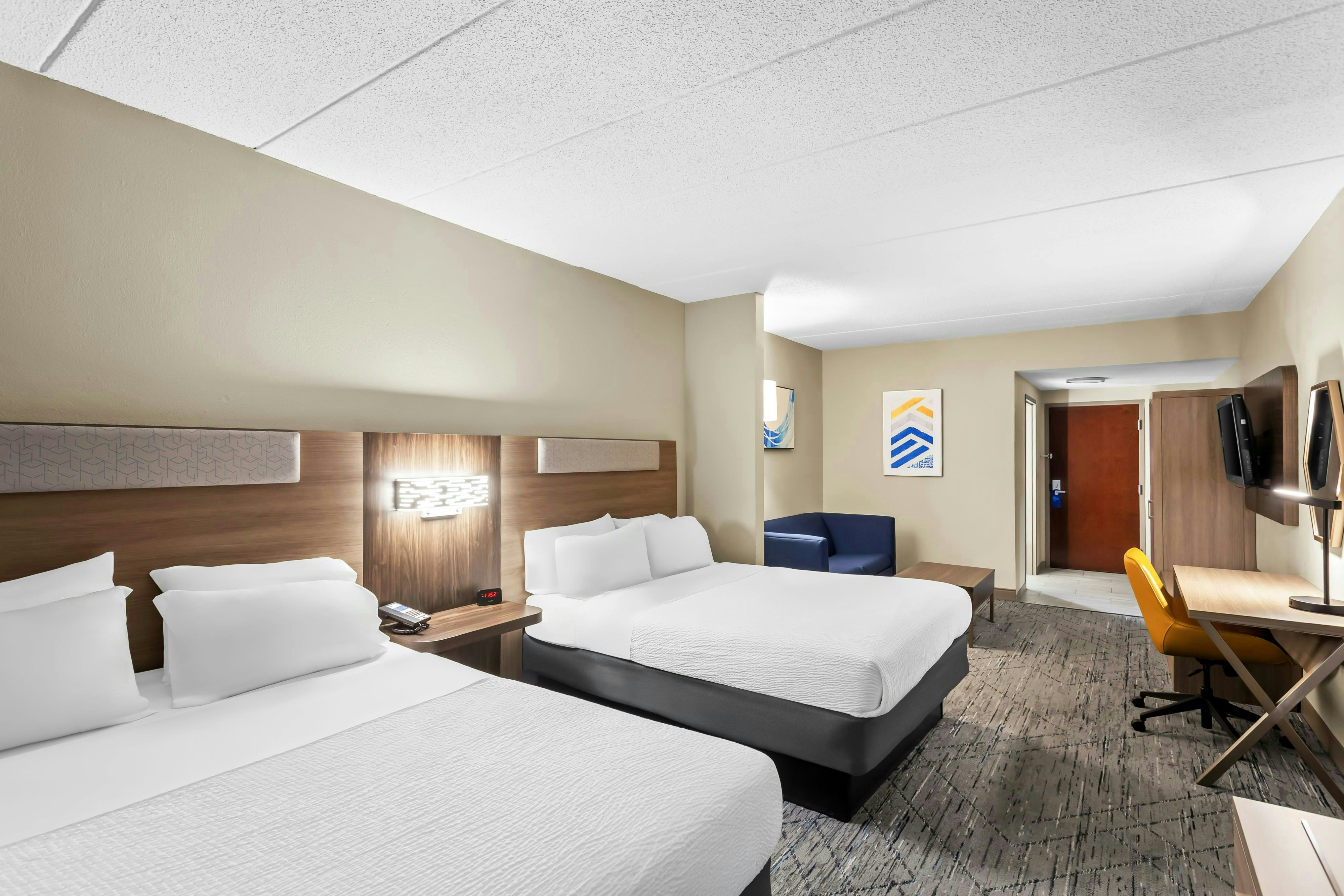 Holiday Inn Express Hotel And Suites Charleston Southridge 16/50