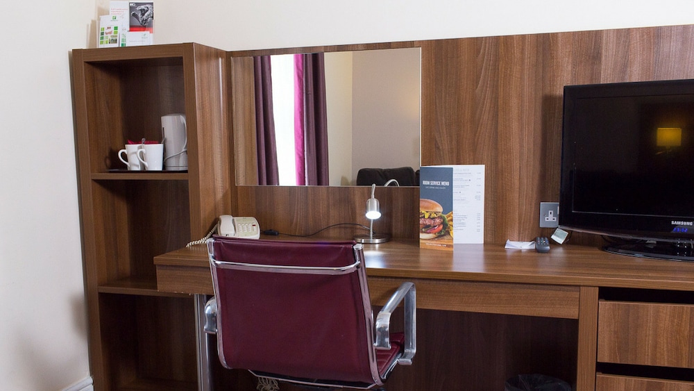Holiday Inn Milton Keynes East M1 Jct 14 44/50