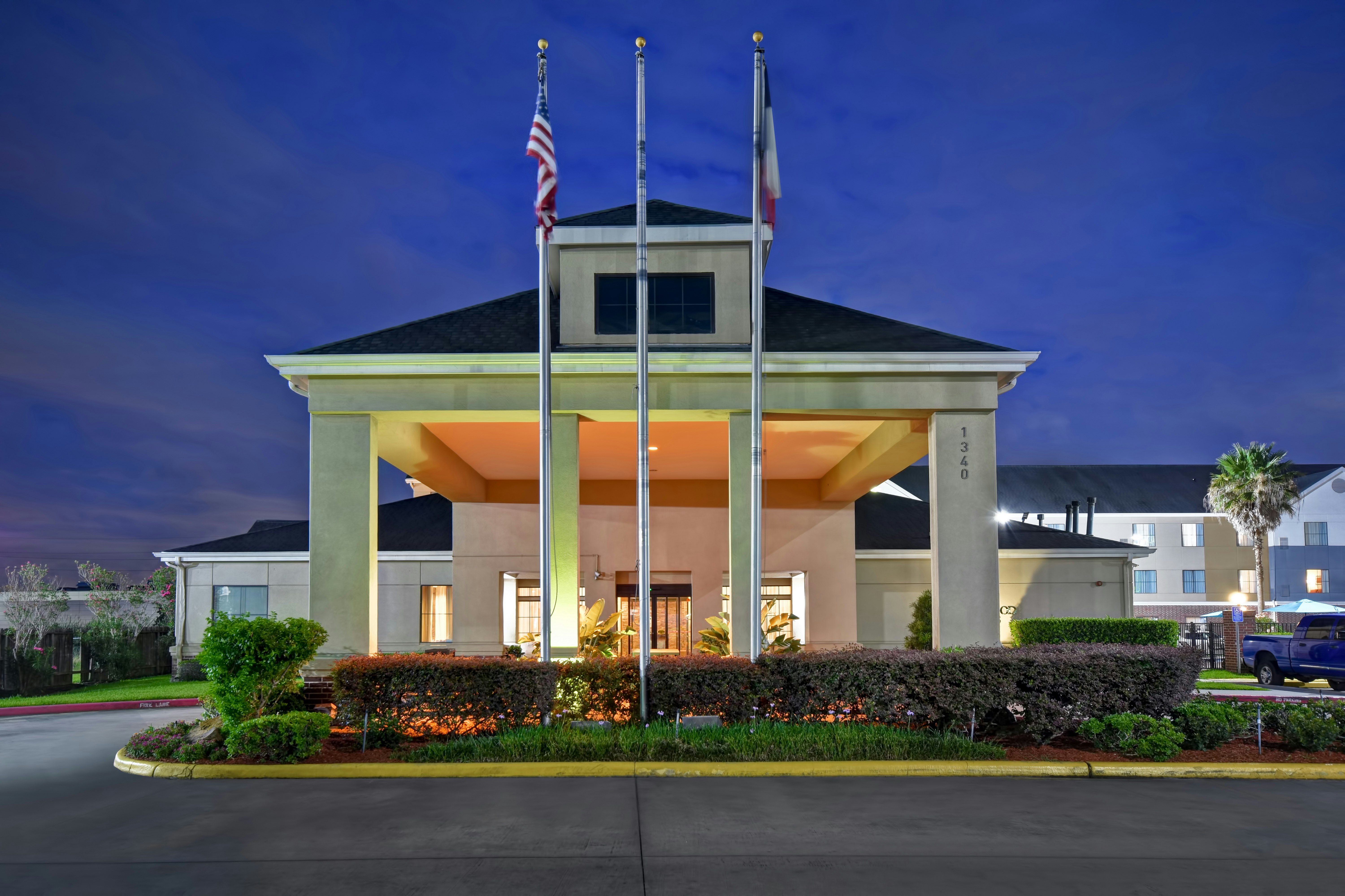 Homewood Suites By Hilton Houston Iah Airport Beltway 8 photo1