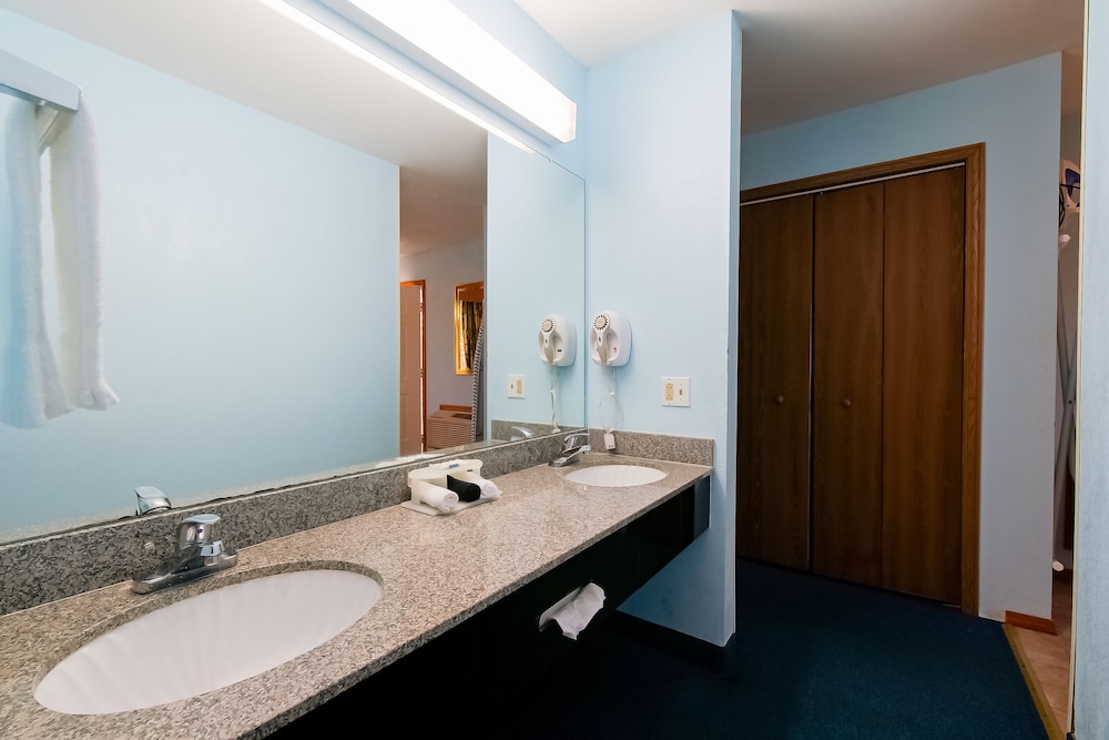 Hotel O Eureka Springs - Christ of Ozark Area 71/73