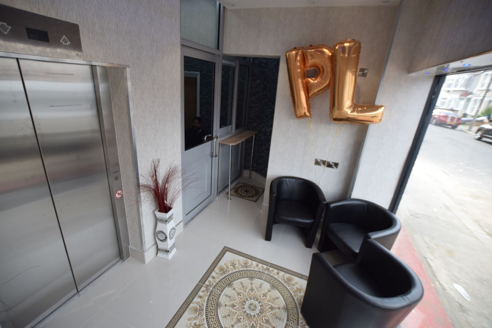 Premierlux Serviced Apartments 46/62