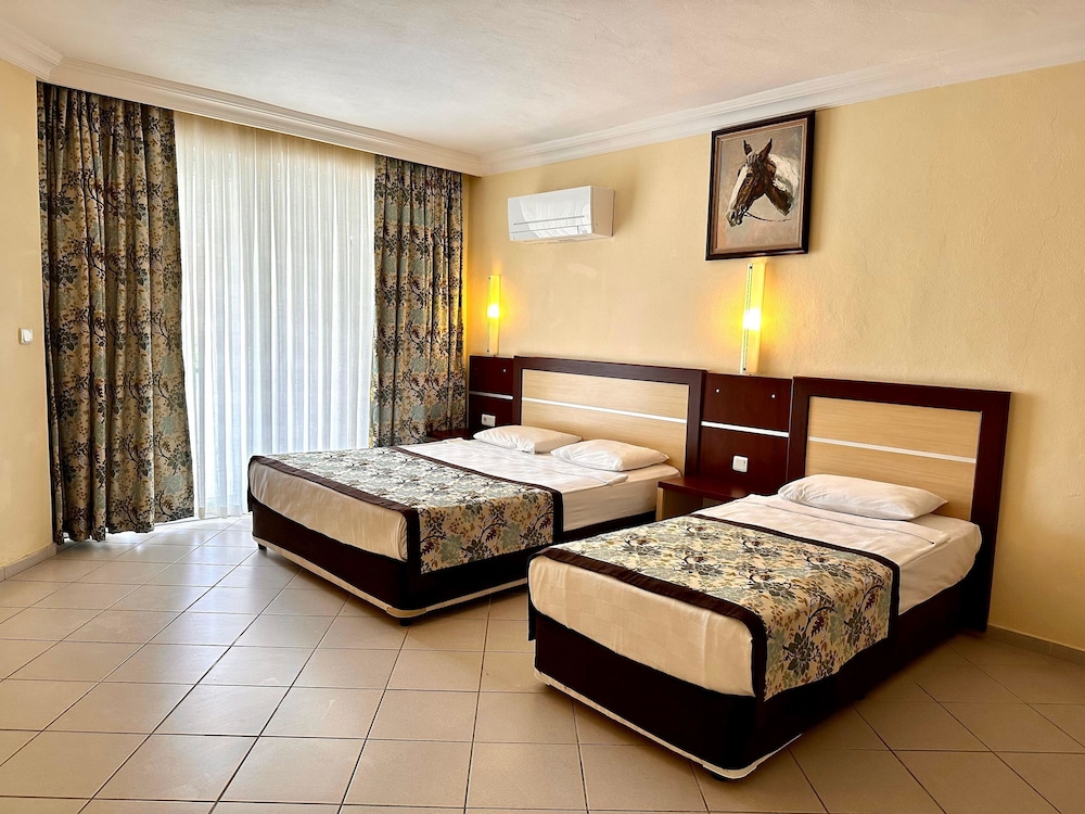 Blue Wave Suite Hotel - All Inclusive 12/49