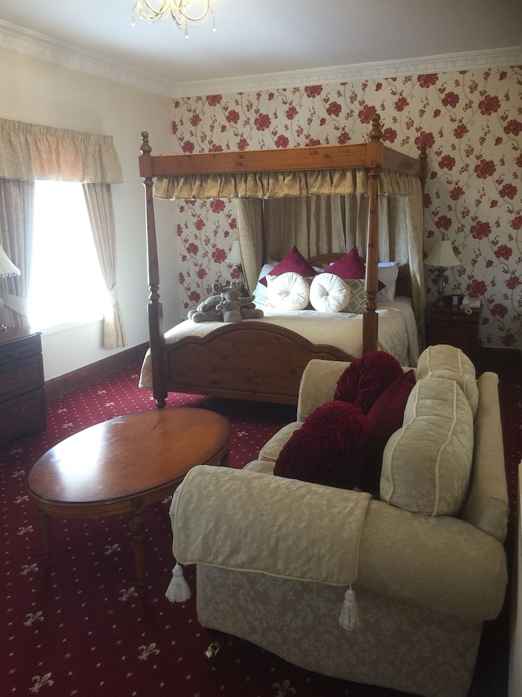 Glenspean Lodge Hotel(formerly BEST WESTERN GLENSPEAN LODGE - HIGHLANDS) 55/77