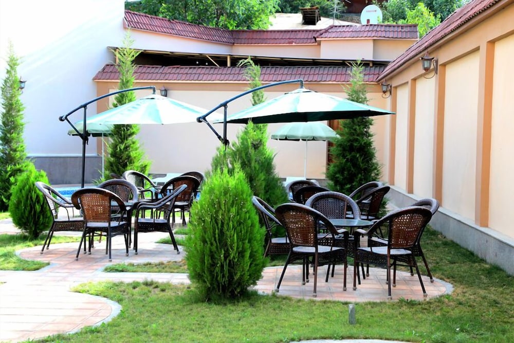 Hotel Diyora 31/37