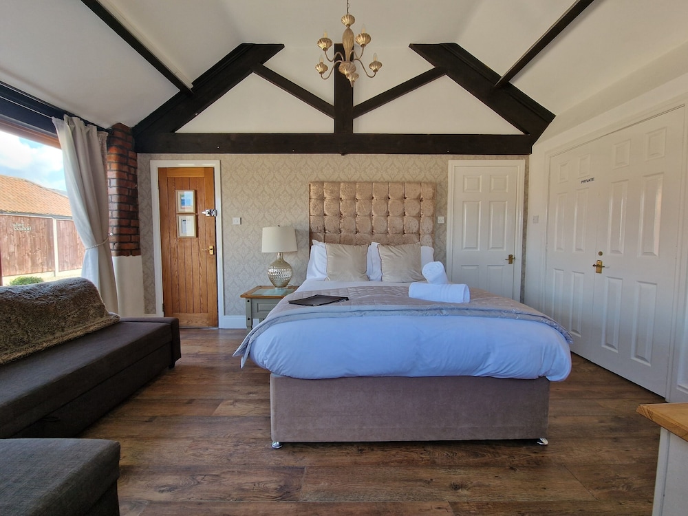 Thorpe Thewles Lodge 1/22