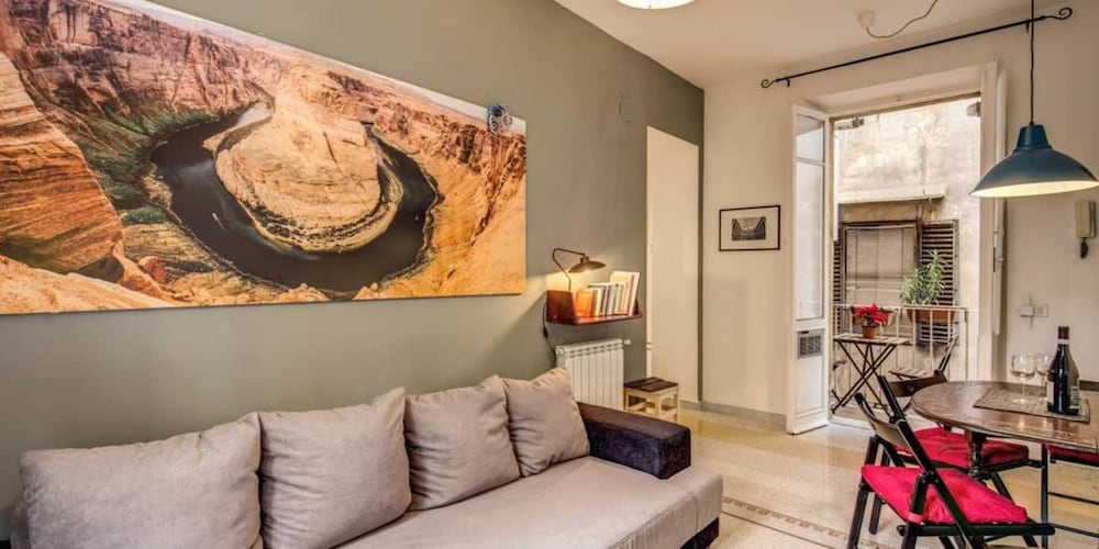 Monti Coliseum 3 bedroom 2nd floor 27/40