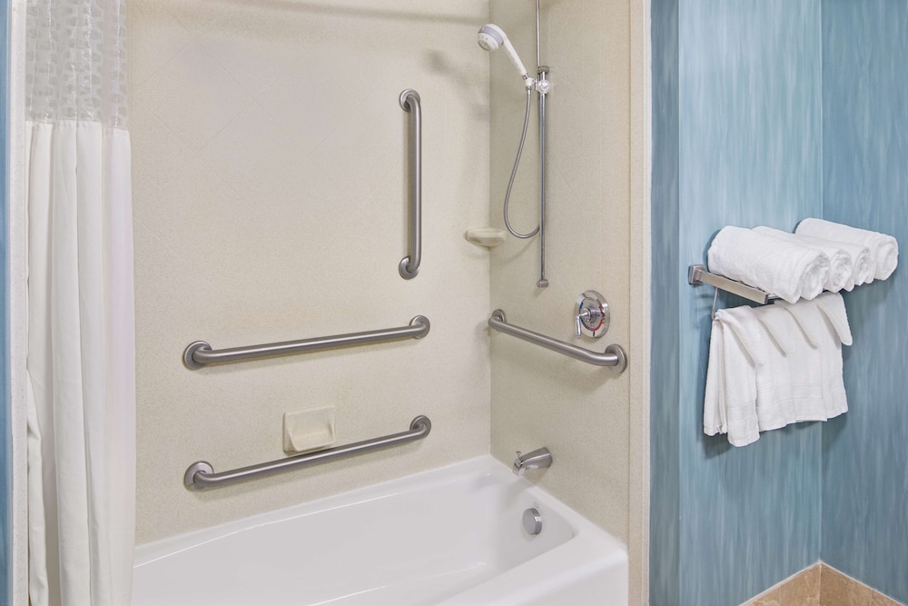 Hampton Inn Columbia I20 Clemson Road Hotel 17/47