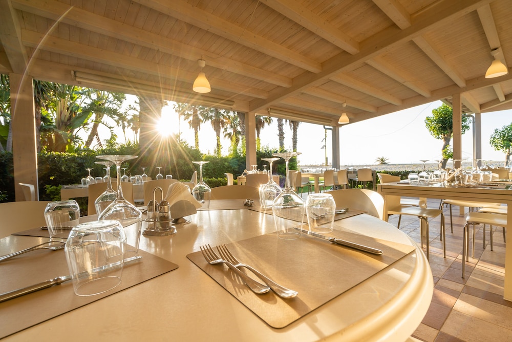 Le Dune Beach Club 24/45