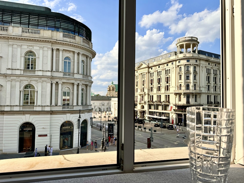 Luxury Collection Mondrian Market Square 44/48