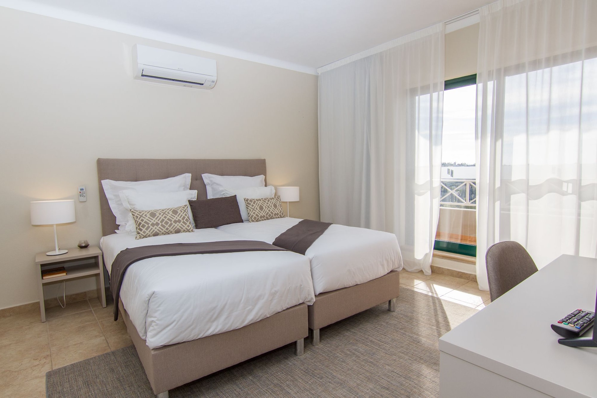 1 BEDROOM, APARTMENT, BALCONY