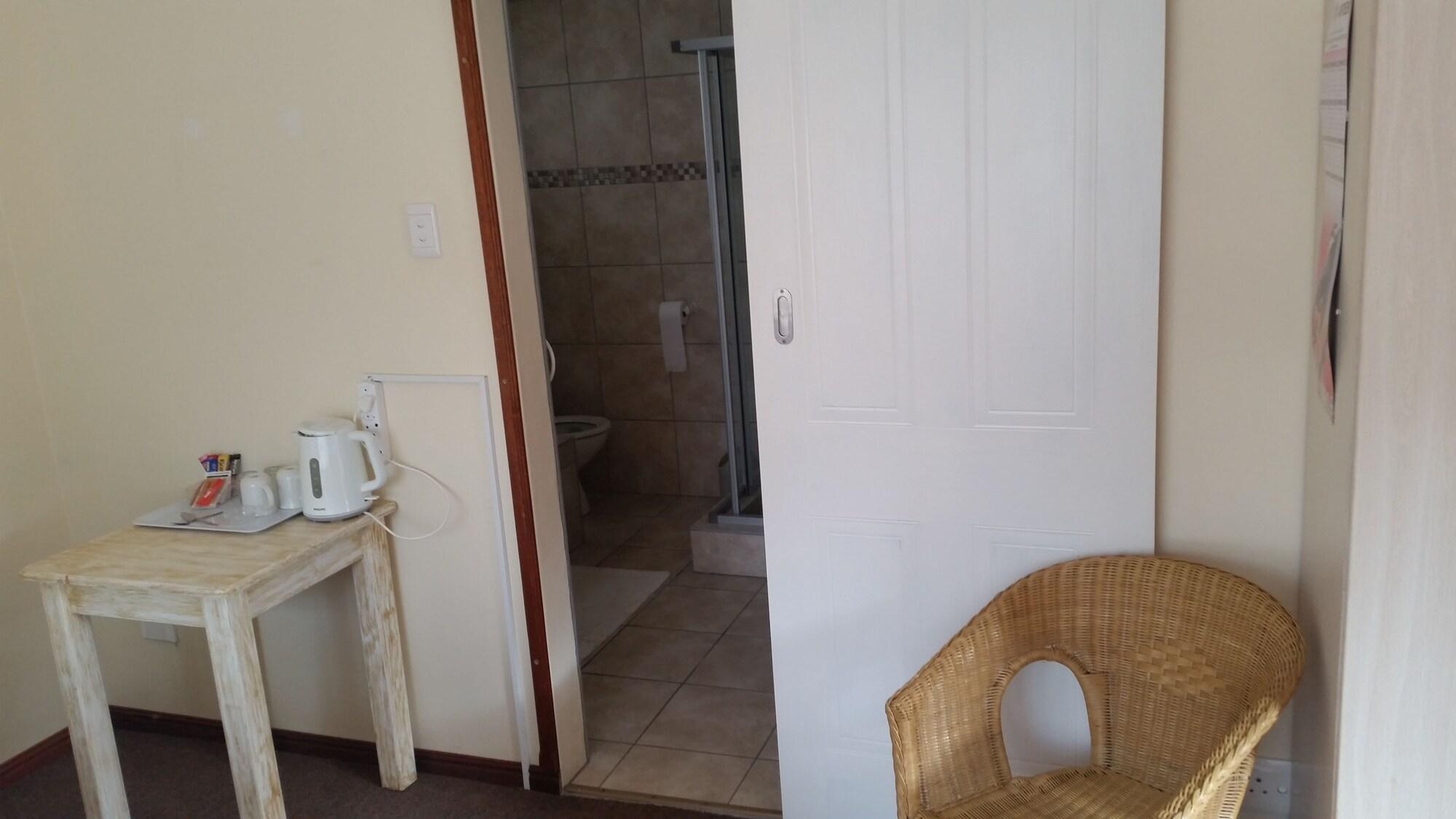 Green Pastures Bed and Breakfast 43/44