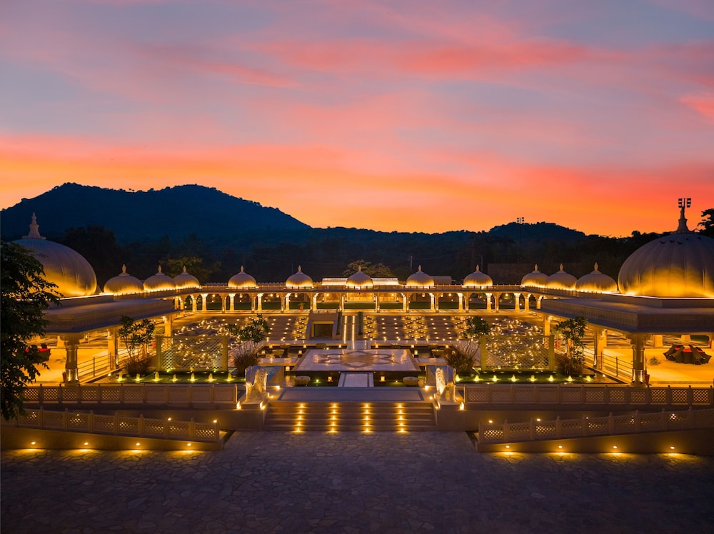 Wyndham Grand Udaipur Fateh Sagar Lake 62/66
