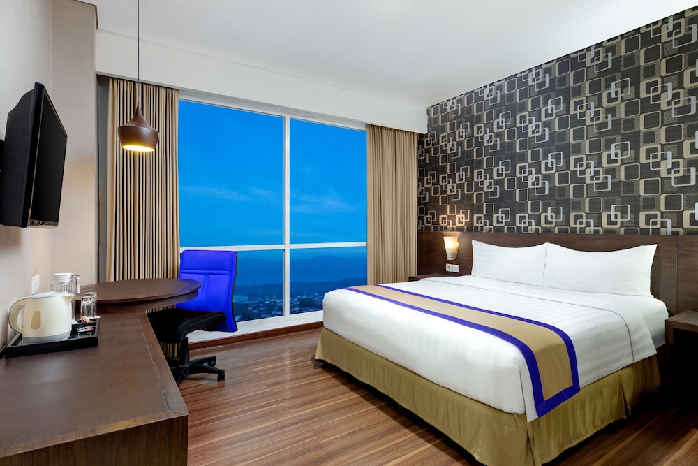 Aston Jember Hotel and Conference Center 25/65