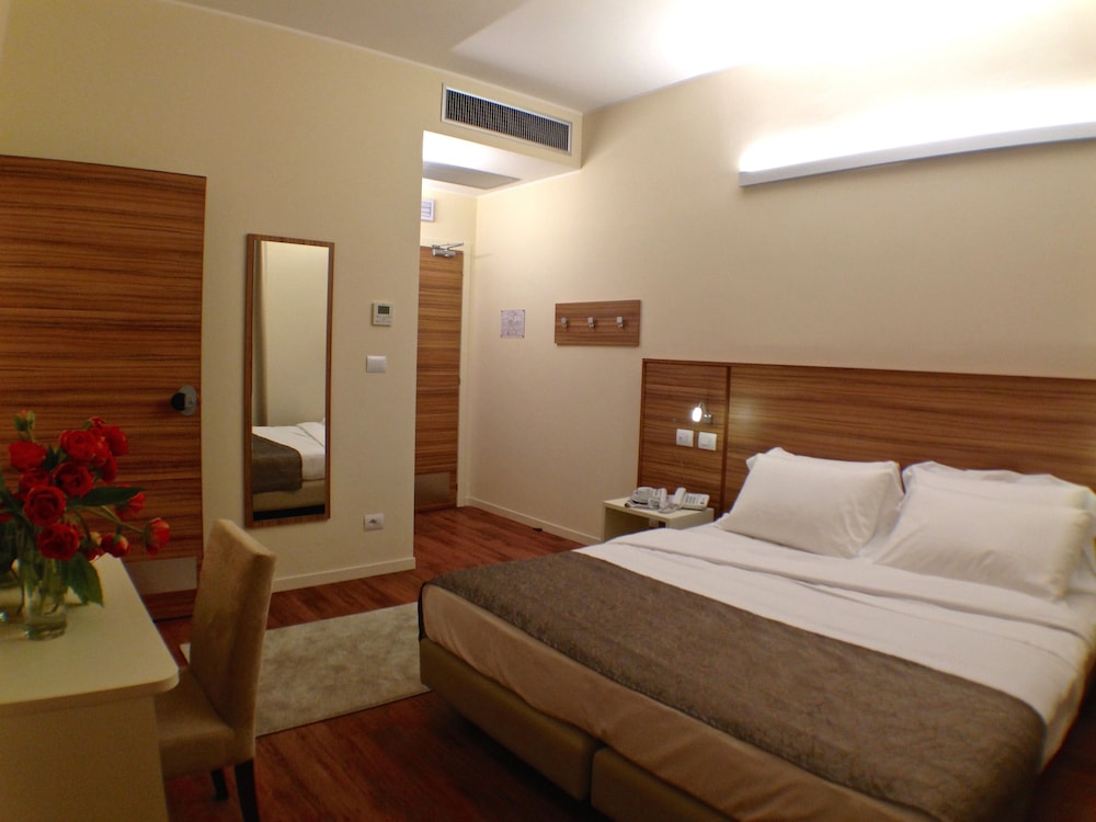 Hotel Forum 20/56