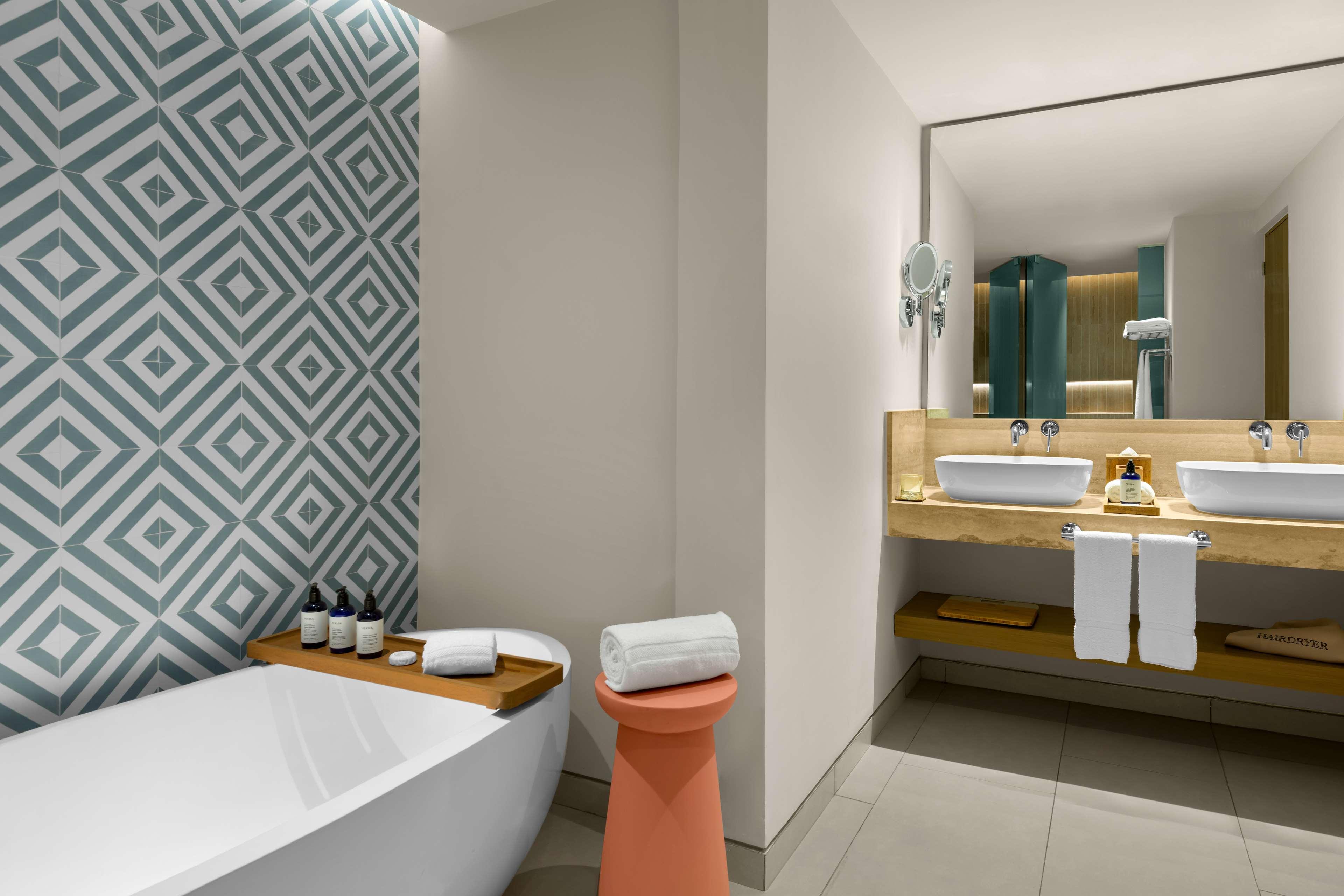 Hilton Cancun Mar Caribe All Inclusive Resort in CANCUN