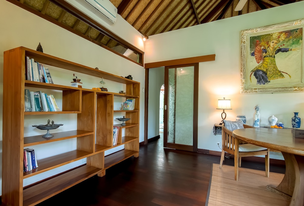 Villa Umah Shanti 25/50