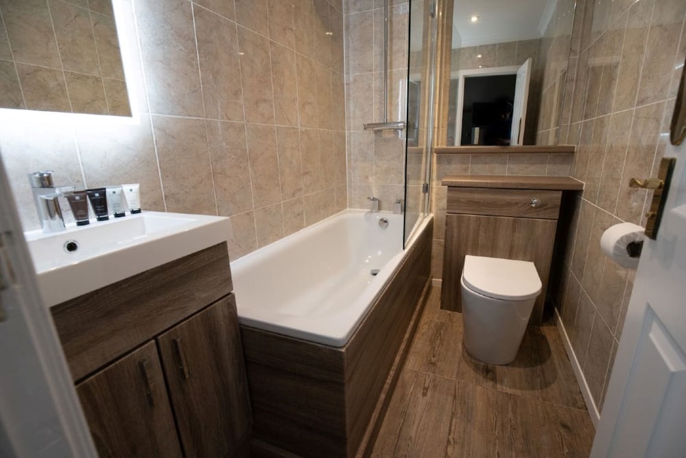 Toravaig House Hotel 46/50