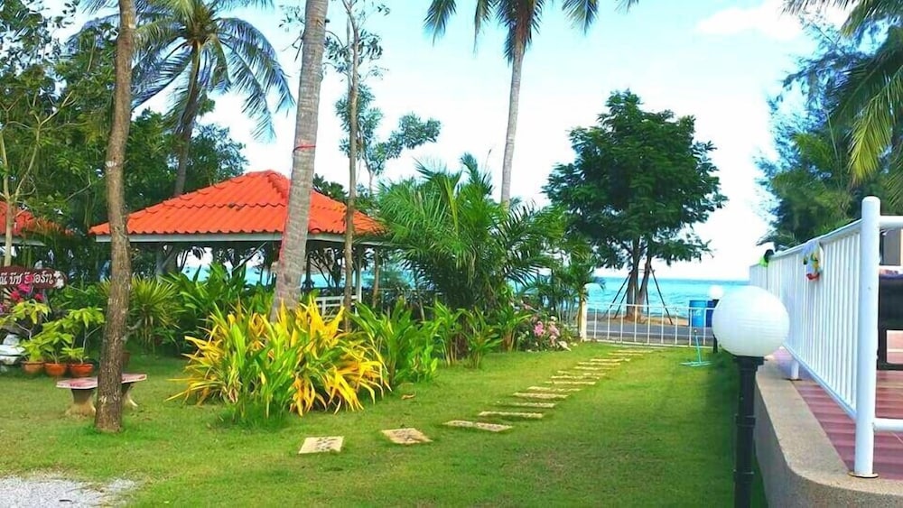 Pranmanee Beach Resort 47/50