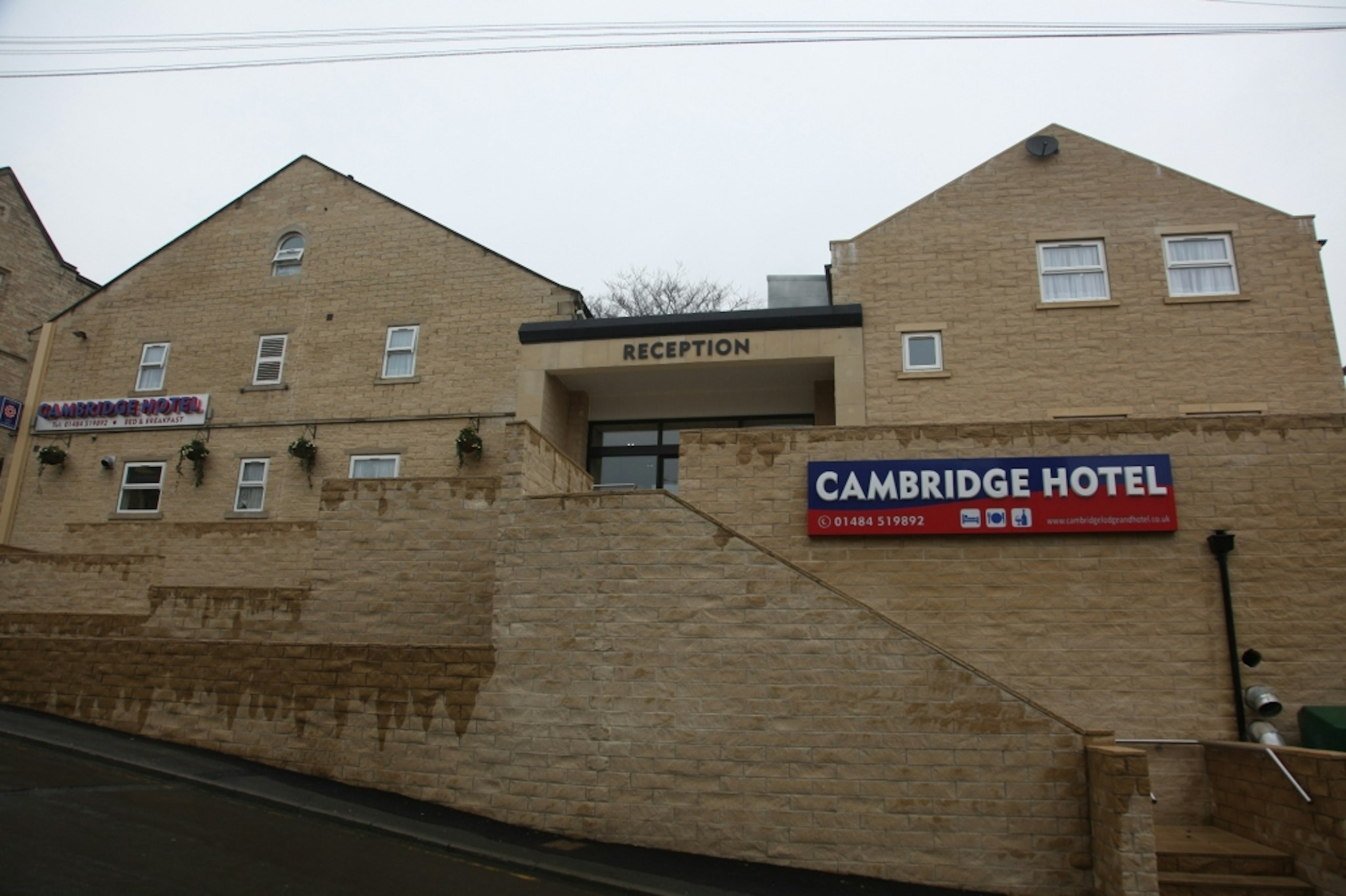 The Cambridge Hotel 1/40
