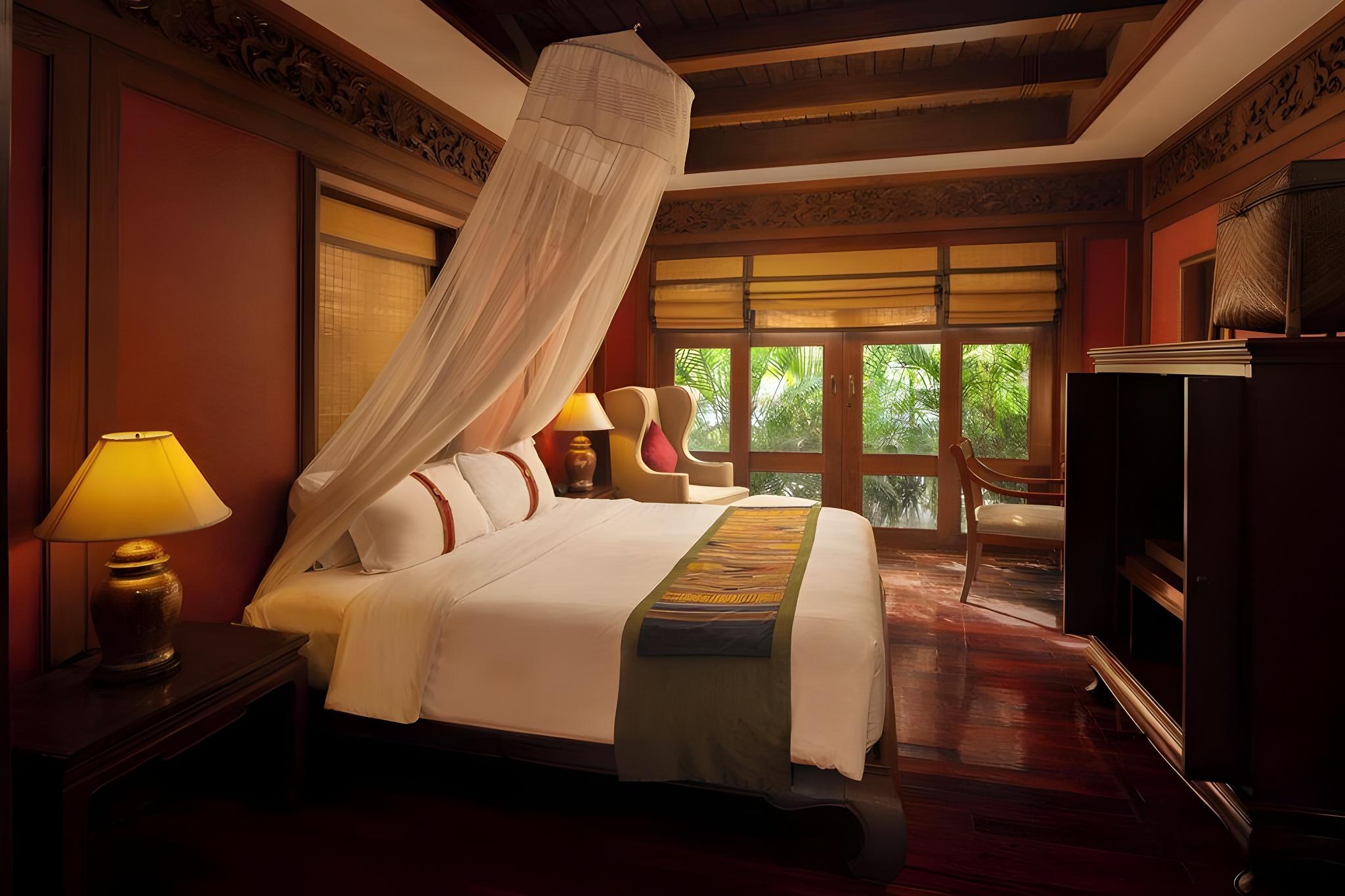 3 Bedrooms, Thai, Villa, Pool Front