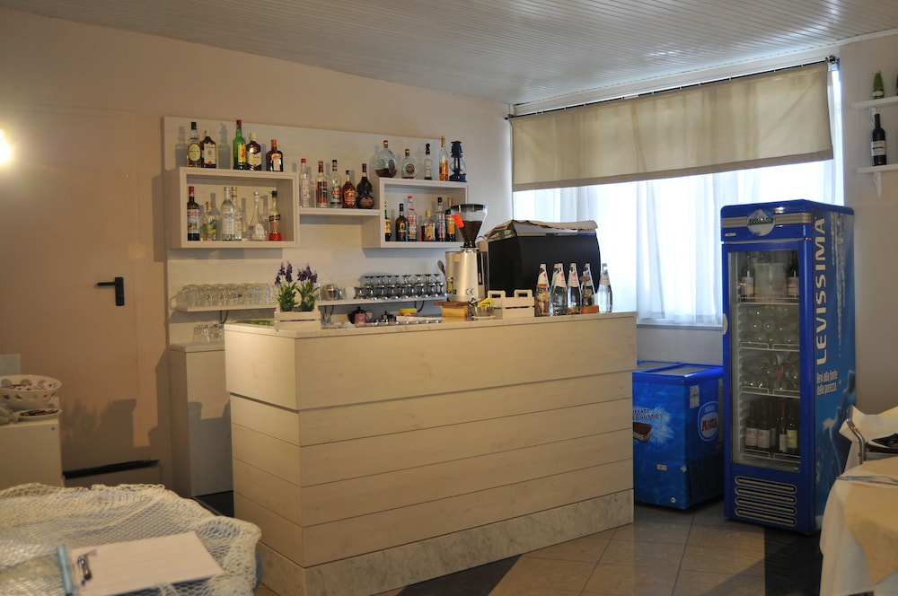 Hotel Villa Rosa 6/40