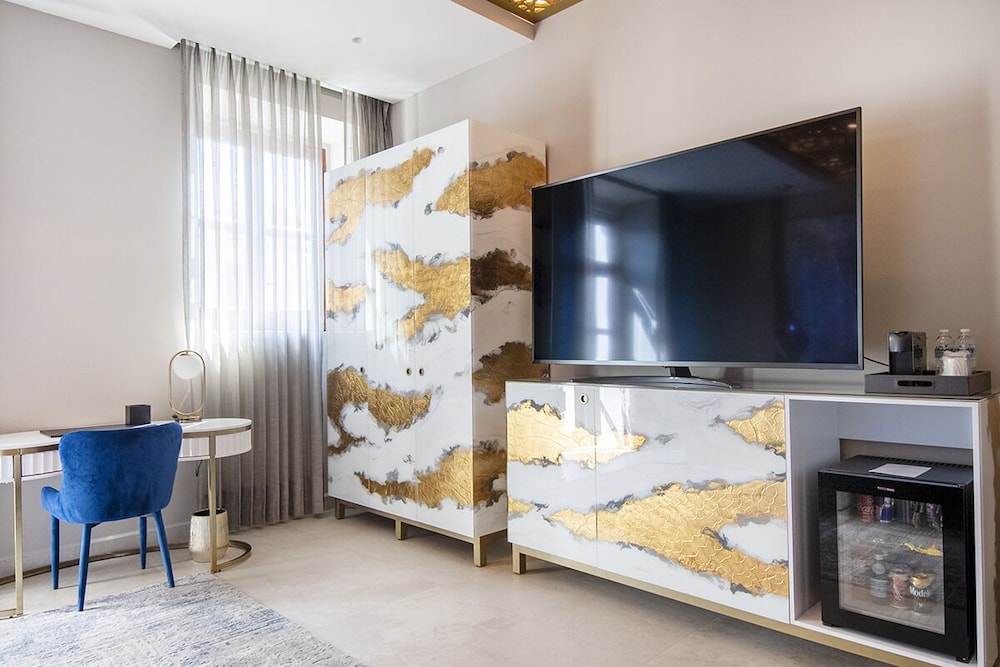 L Hotel Perla Boutique 6/58