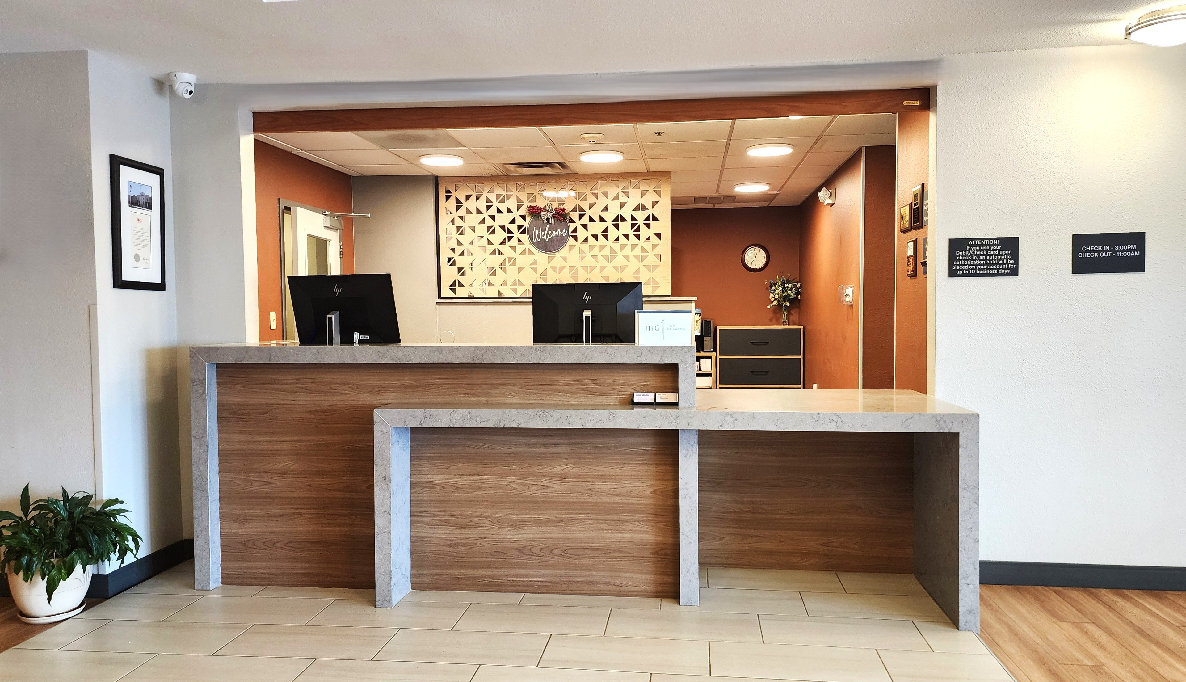 Candlewood Suites Sheridan 11/77