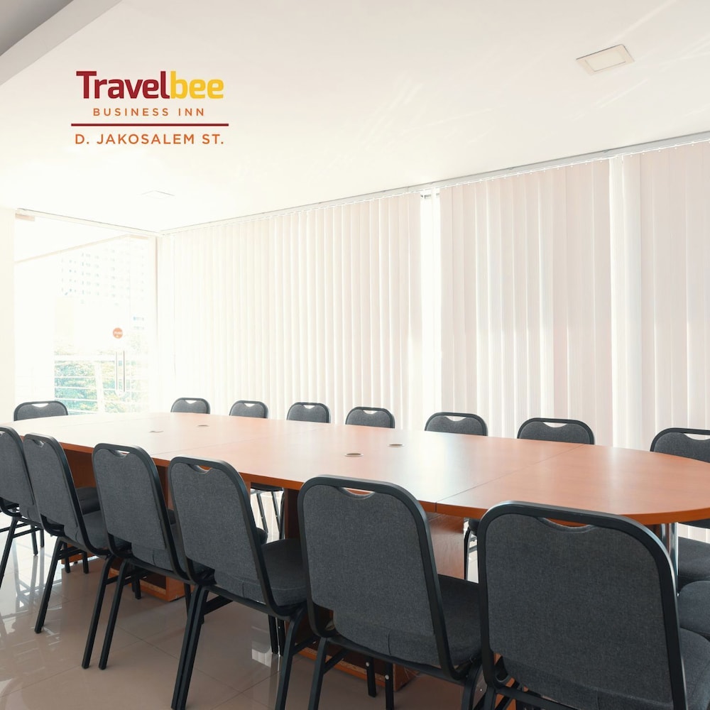 Travelbee Business Inn 44/49