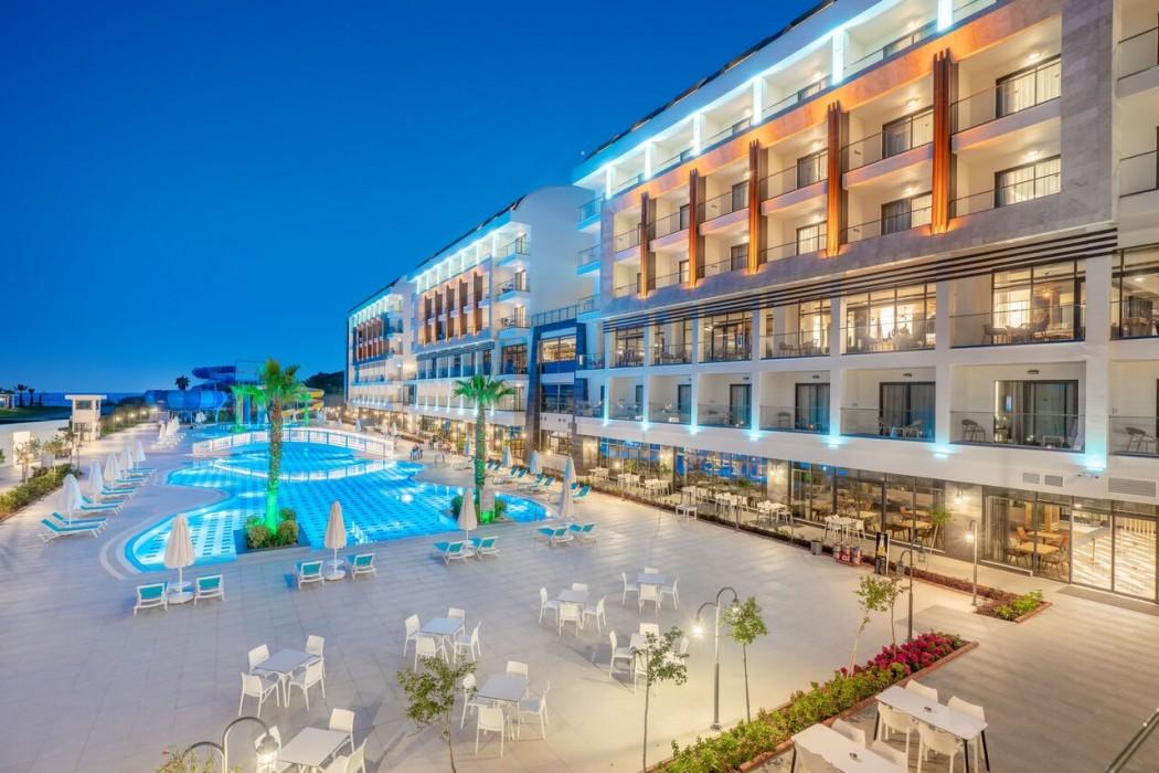 Diamond Deluxe Hotel Spa 6/42