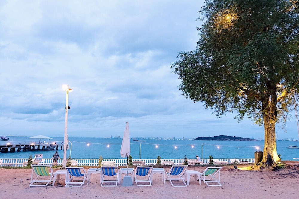Rimtalay Resort Koh Larn 43/48