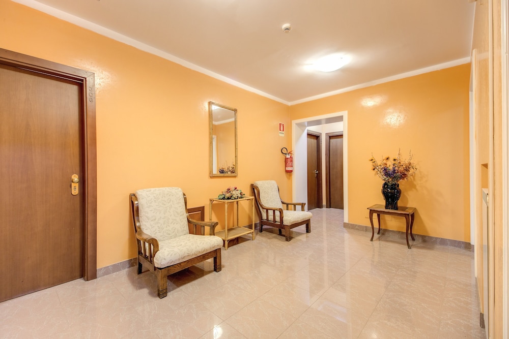 Hotel Milo 33/50