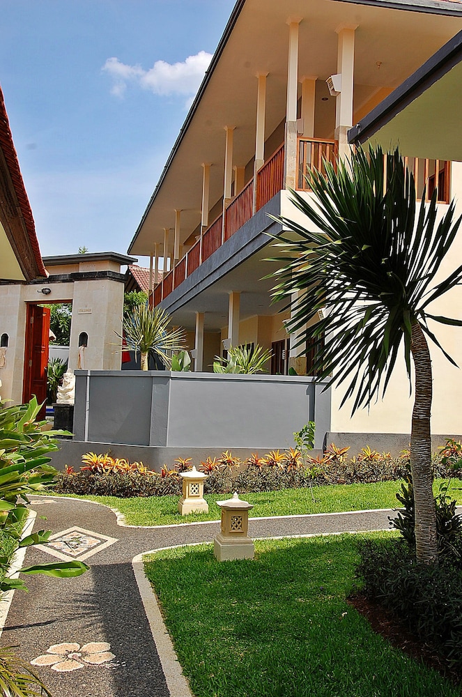 Bali Dive Resort And Spa 61/68