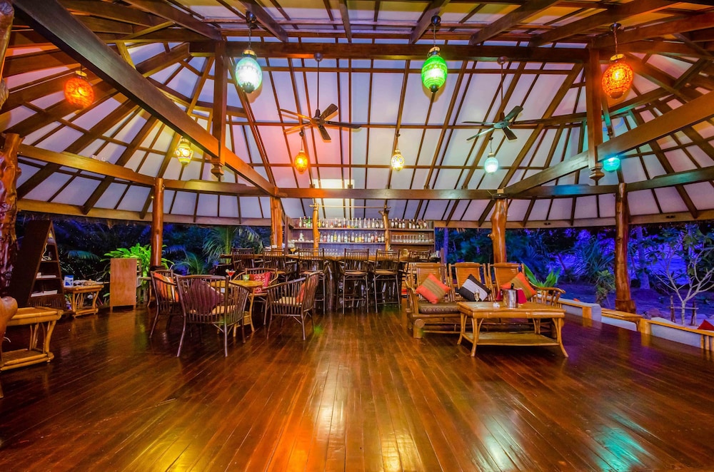 Koh Jum Beach Villas 69/76