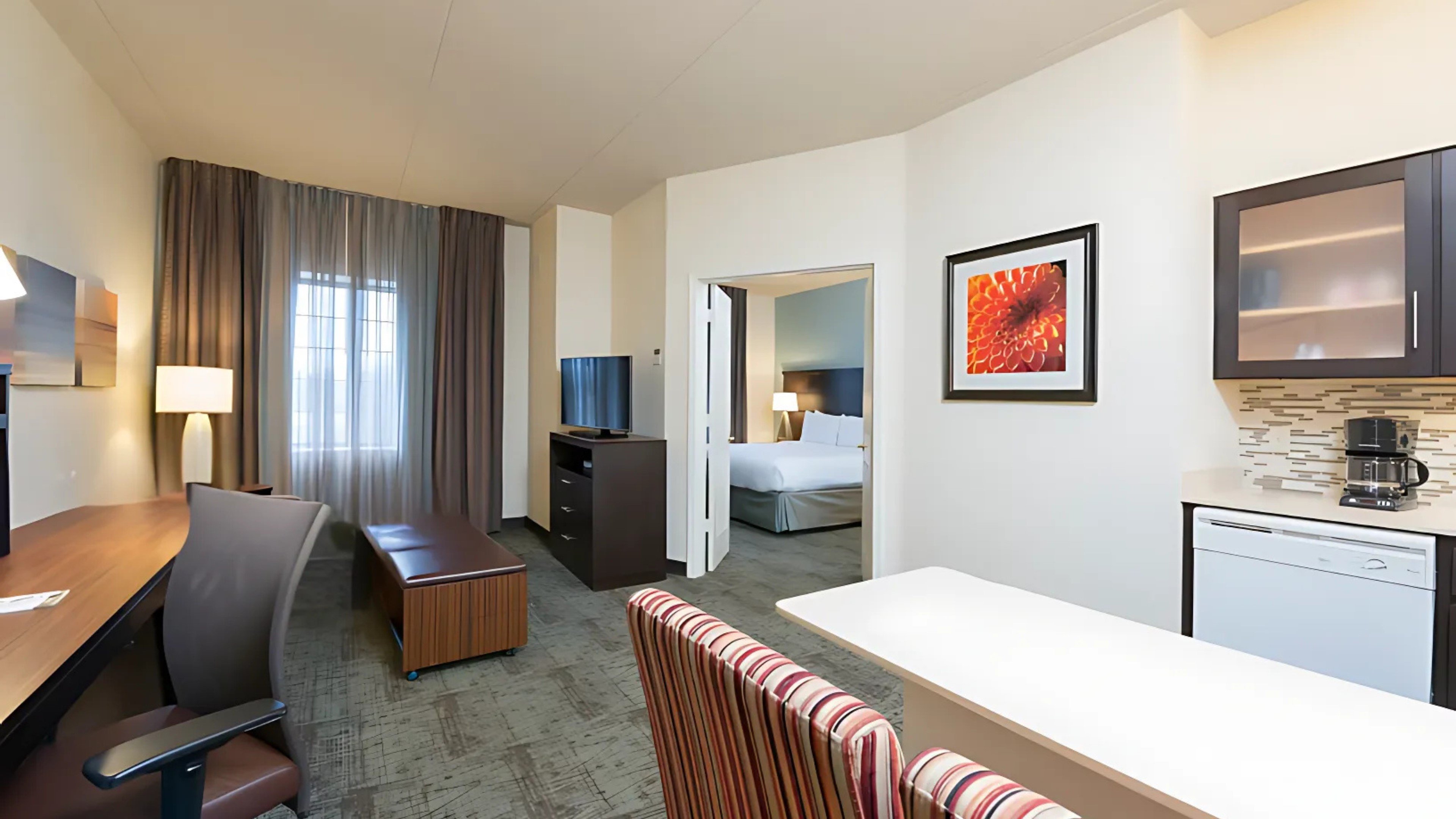Staybridge Suites Chicago Oakbrook Terrace 26/64