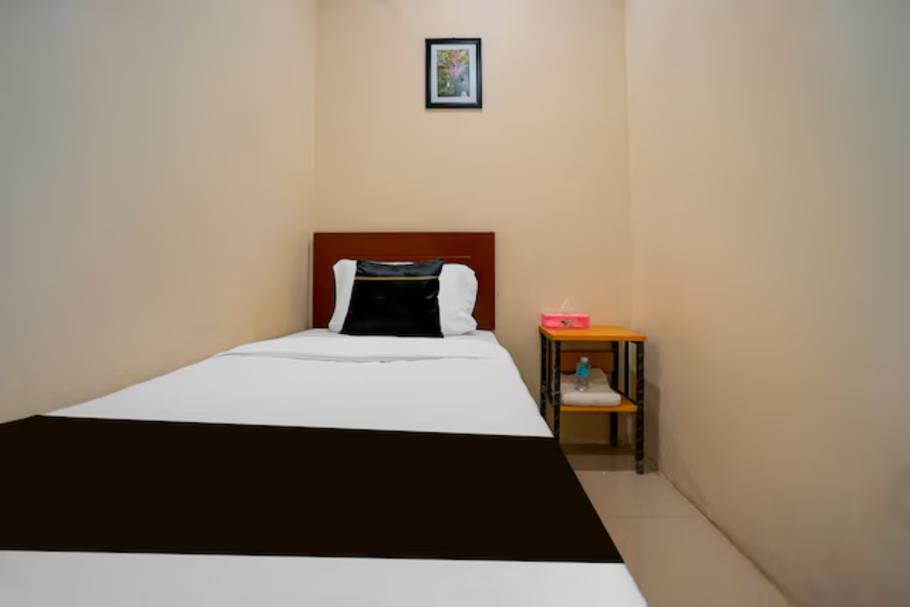 Townhouse Oak near RSUD Dr Zainoel Abidin formerly Poma Hotel 33/46