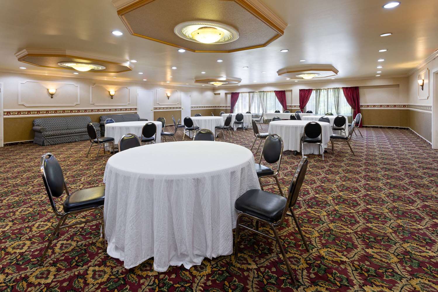 Inn At Atlantic City Hotel & Banquet 34/40