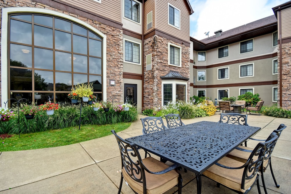 Staybridge Suites Grand Rapids-Kentwood 3/58