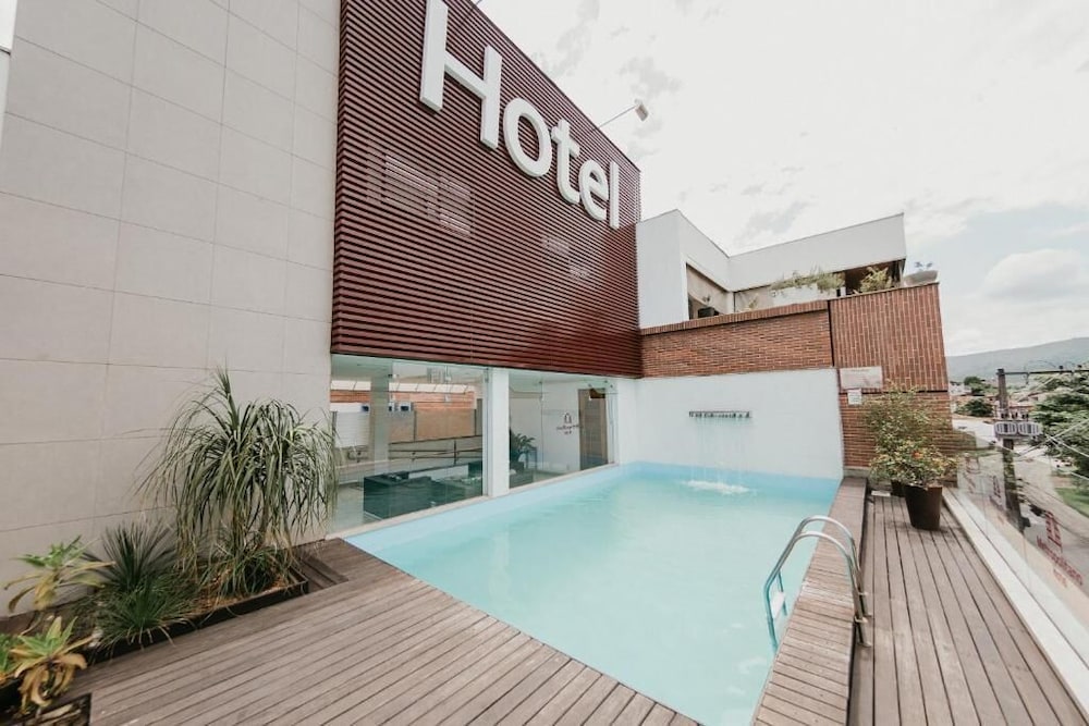 HOTEL METROPOLITANO 20/26