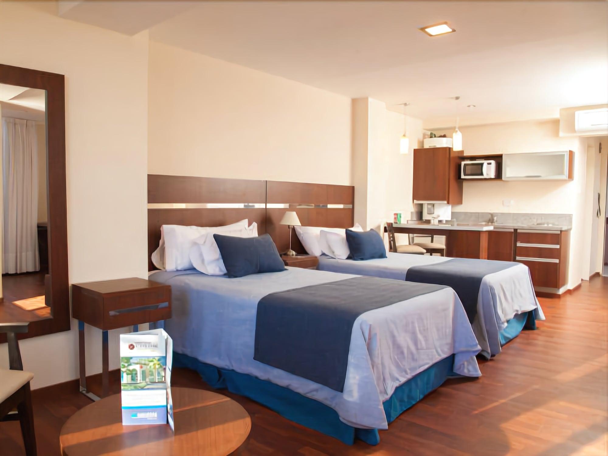 Puerto Amarras Hotel & Suites 5/19