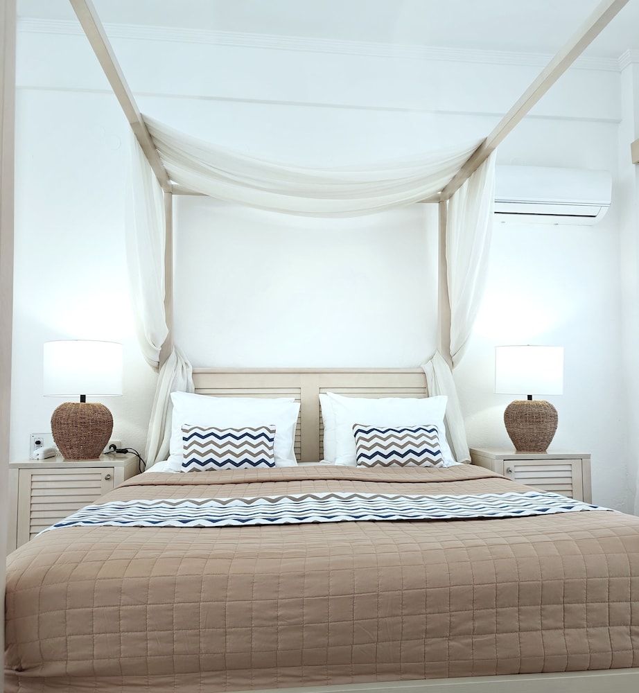 SUPERIOR, DOUBLE BED