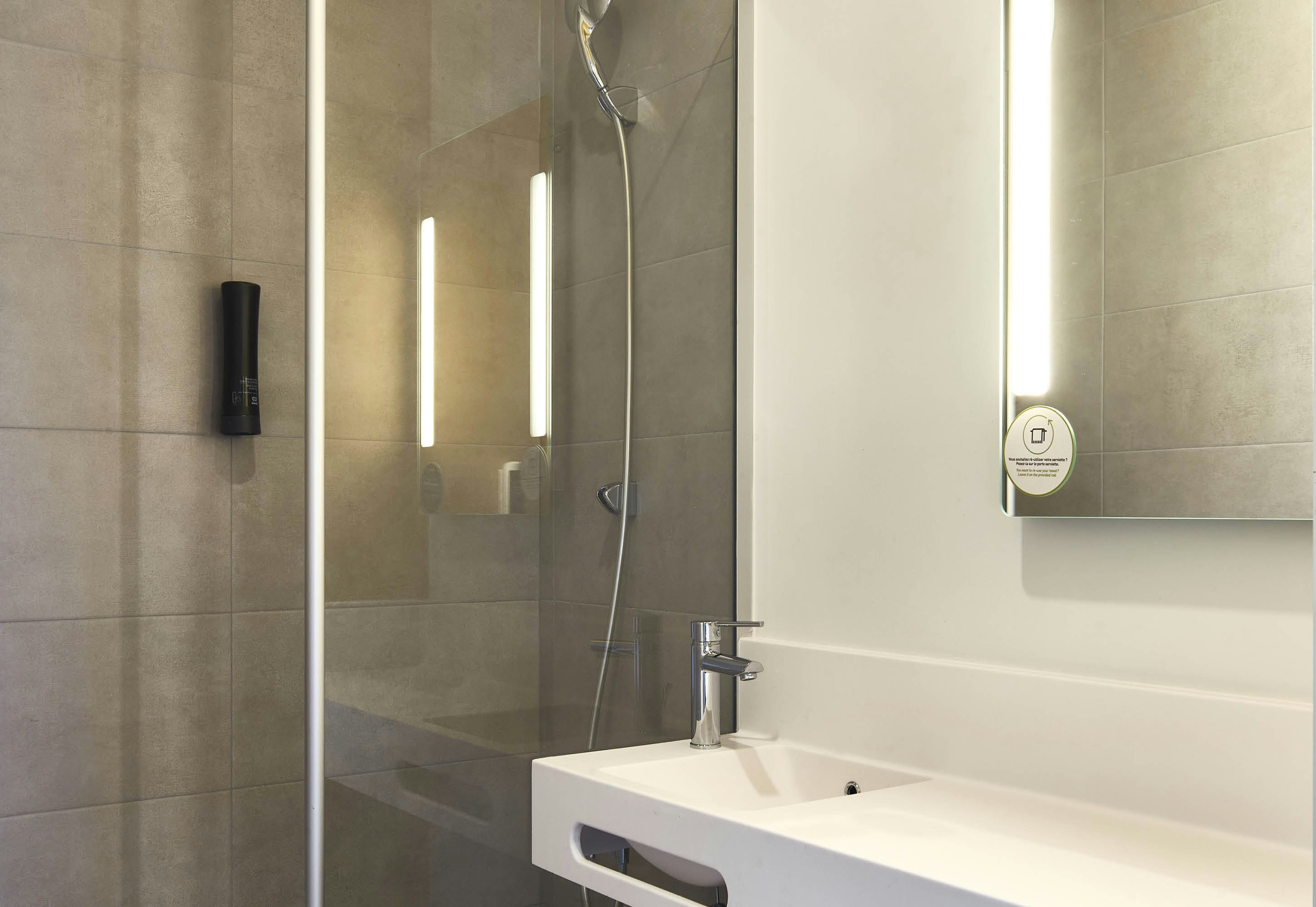 B&B Hotel Argenteuil 32/32