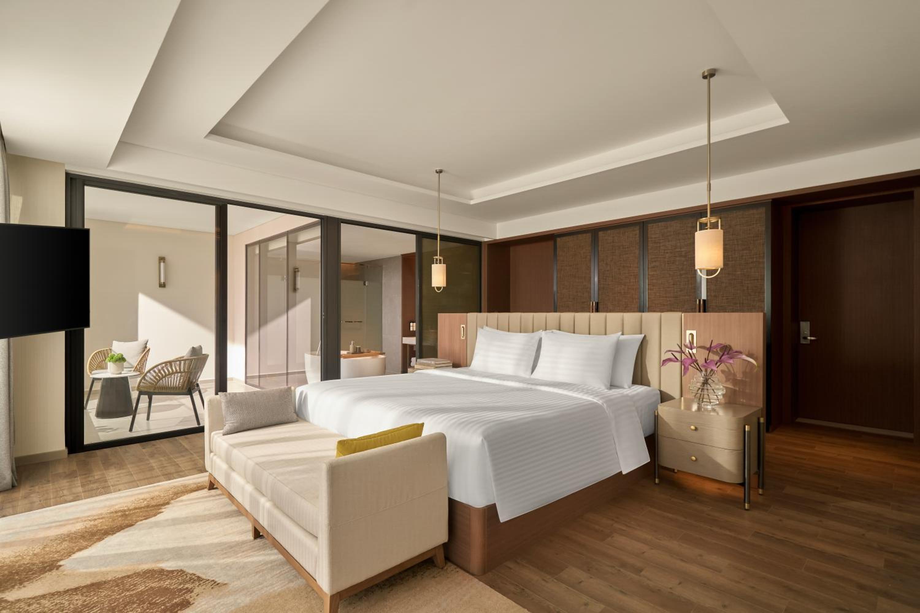 DELUXE, SUITE, KING BED, MOUNTAIN VIEW, LOUNGE ACCESS