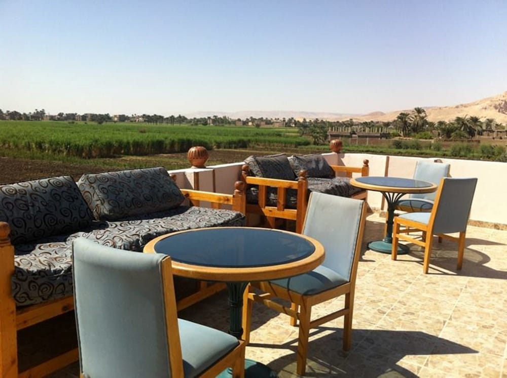 Memnon Hotel Luxor 34/50