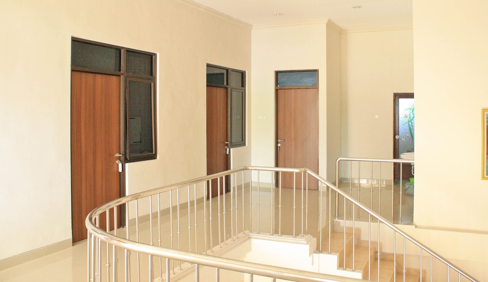 Graha Dpt 33 Hotel 7/55
