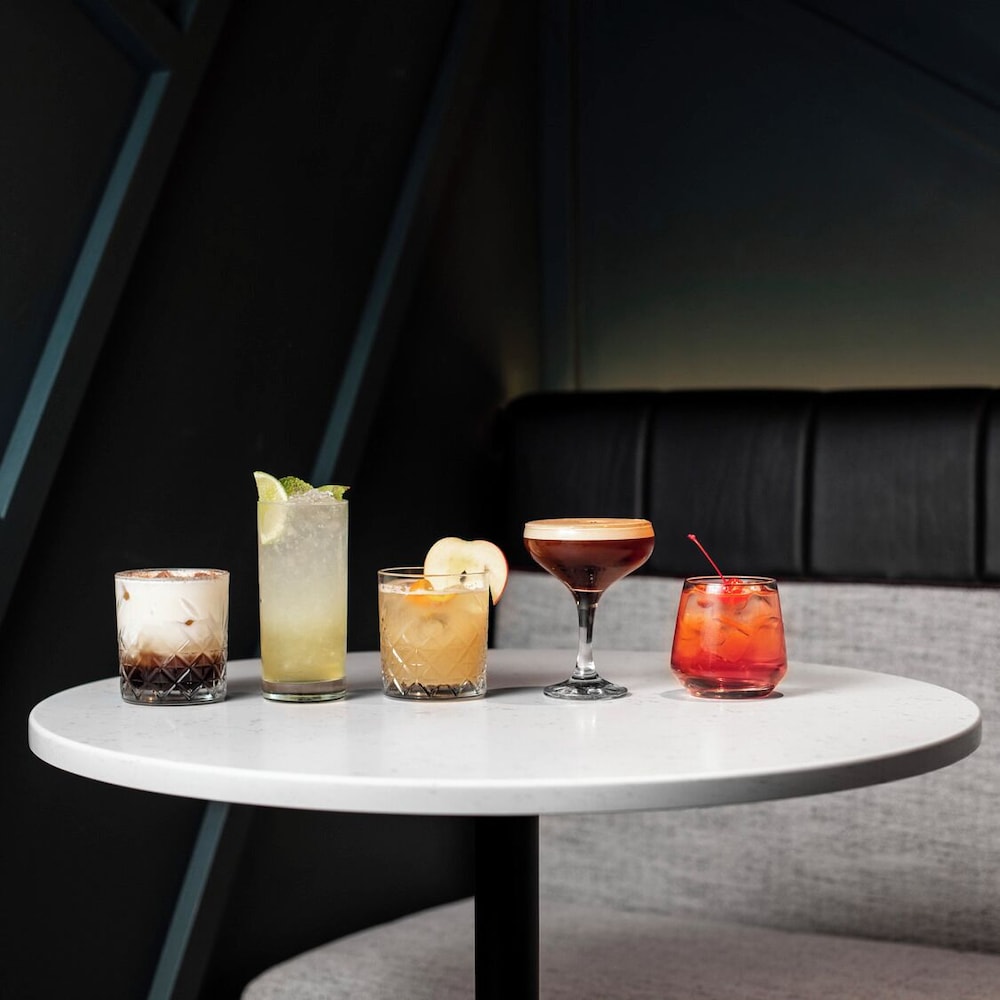YOTEL Edinburgh, Select by Hilton 62/72