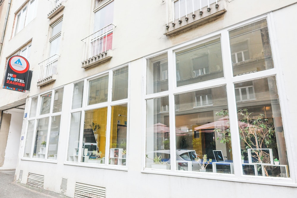 HI Hostel Zagreb 1/32