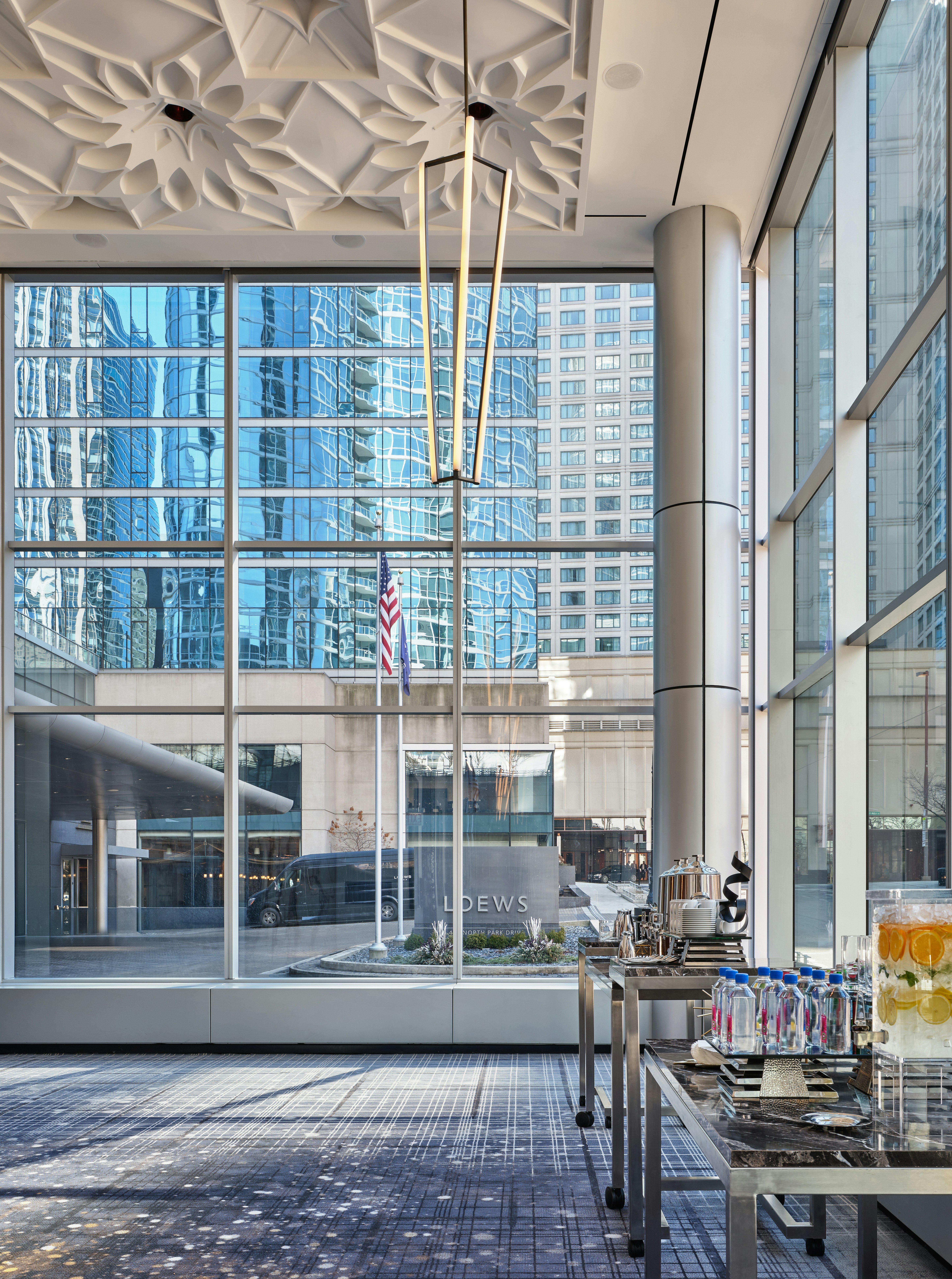 Loews Chicago 53/82